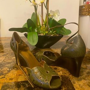 Green Franco Sarto wedge sandals